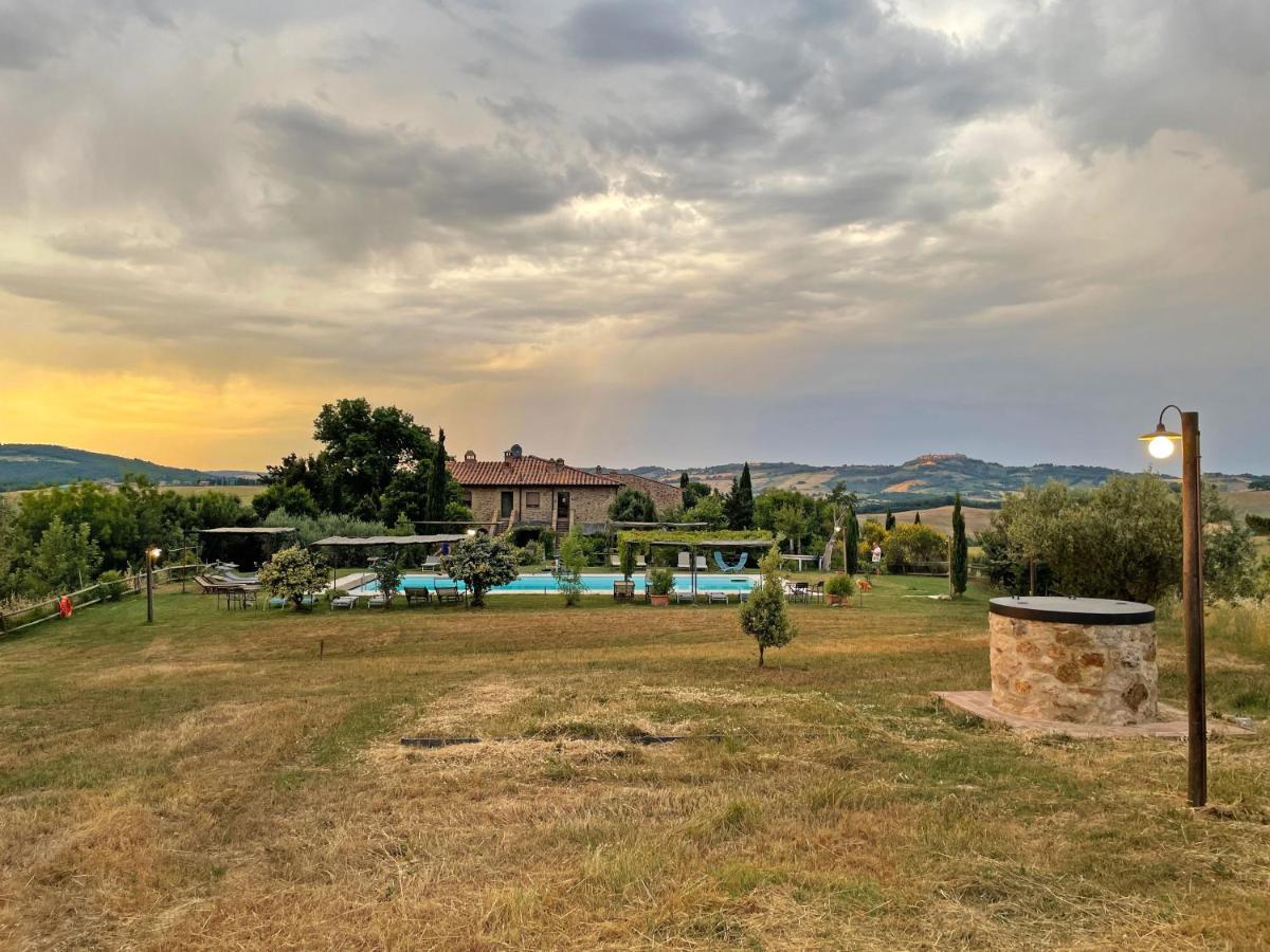 Casale Refoli Guest House Casole d'Elsa Luaran gambar