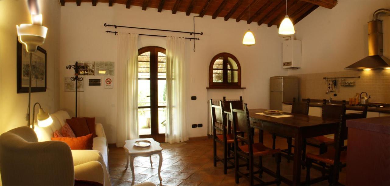 Casale Refoli Guest House Casole d'Elsa Luaran gambar